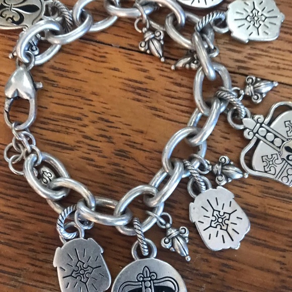 Brighton - Picture 1 of 4